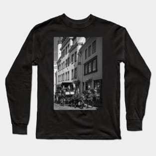 Carriage Long Sleeve T-Shirt